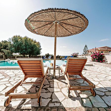 Skidi Beach House Ágios Matthaíos Kültér fotó