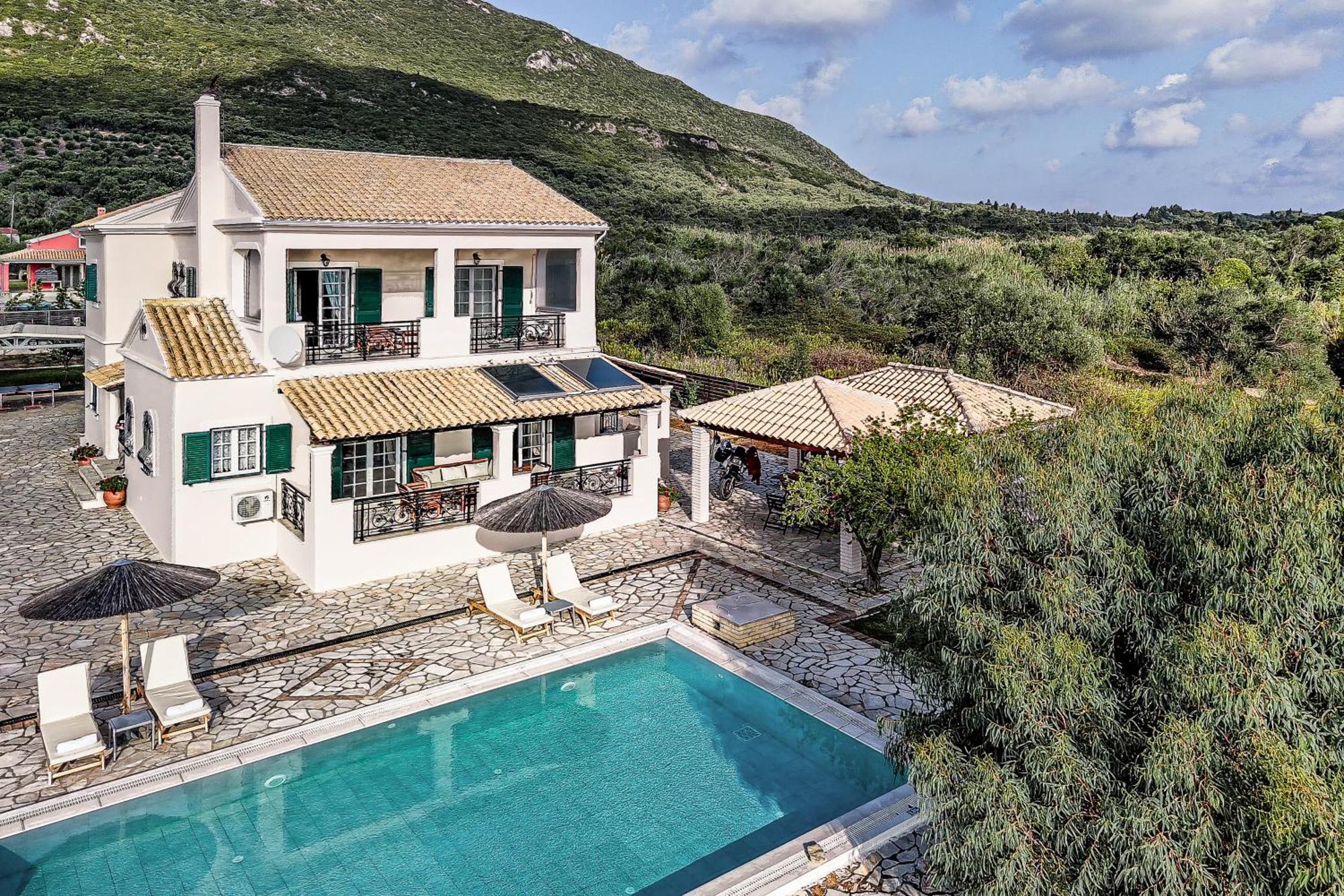 Skidi Beach House Ágios Matthaíos Kültér fotó